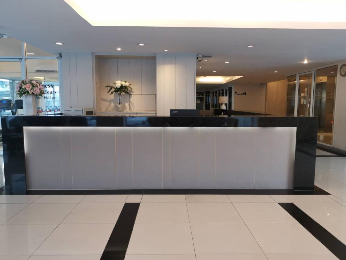 Lee Garden Отель 4*
